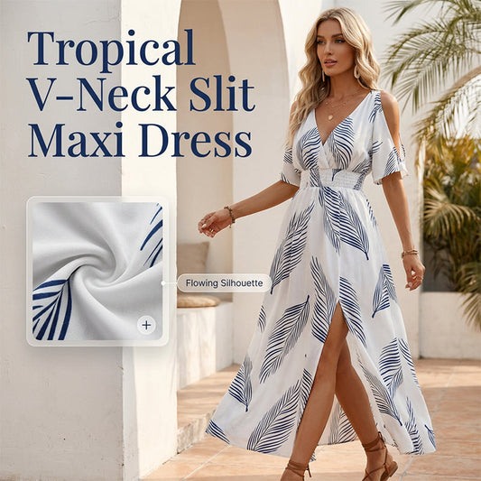 👗 50% RABATT NU! 🌞Klänning med tropiskt tryck och slits i kala axlarna