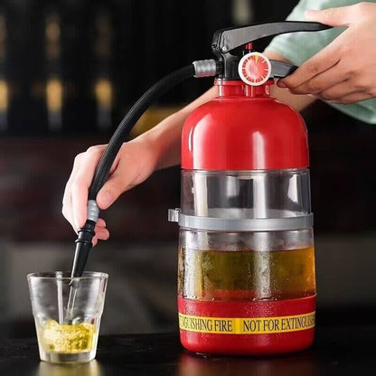 🍻 50% RABATT NU! 🔥 Populär Ölhink i Brandsläckardesign🧯 – 2L Handtrycksfat & Unik Form – Perfekt för Fotbollsfester & Pubar ⚽